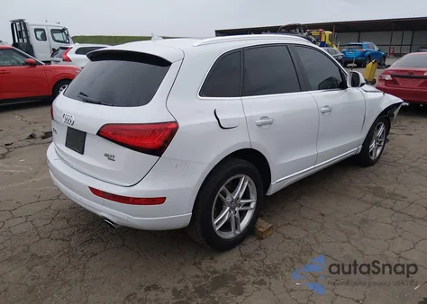 2015 Audi Q5 2.0T Premium z USA, uszkodzony, nr VIN WA1LFAFP5FA050671